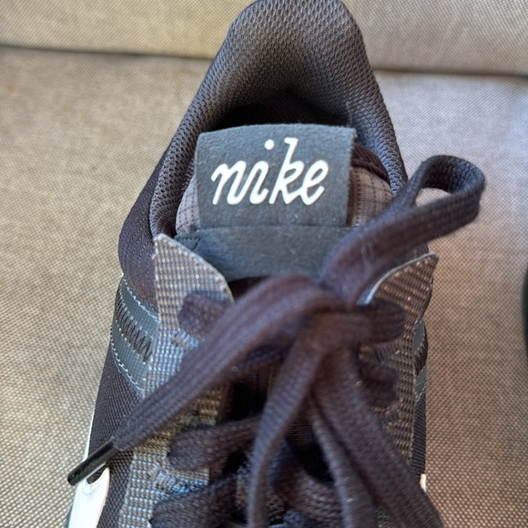 Nike Air Max Pre-Day - Black/Anthracite/White Men’s 7.5 - Picture 4 of 16